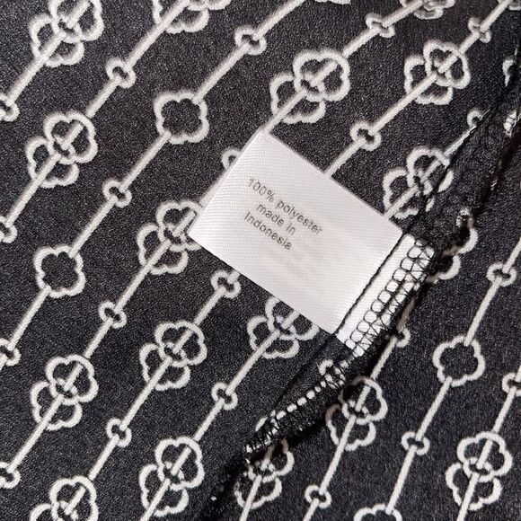 LANE BRYANT Womens Polyester Long Sleeve Blouse Geometric Black White Size 26/28 - Picture 4 of 5